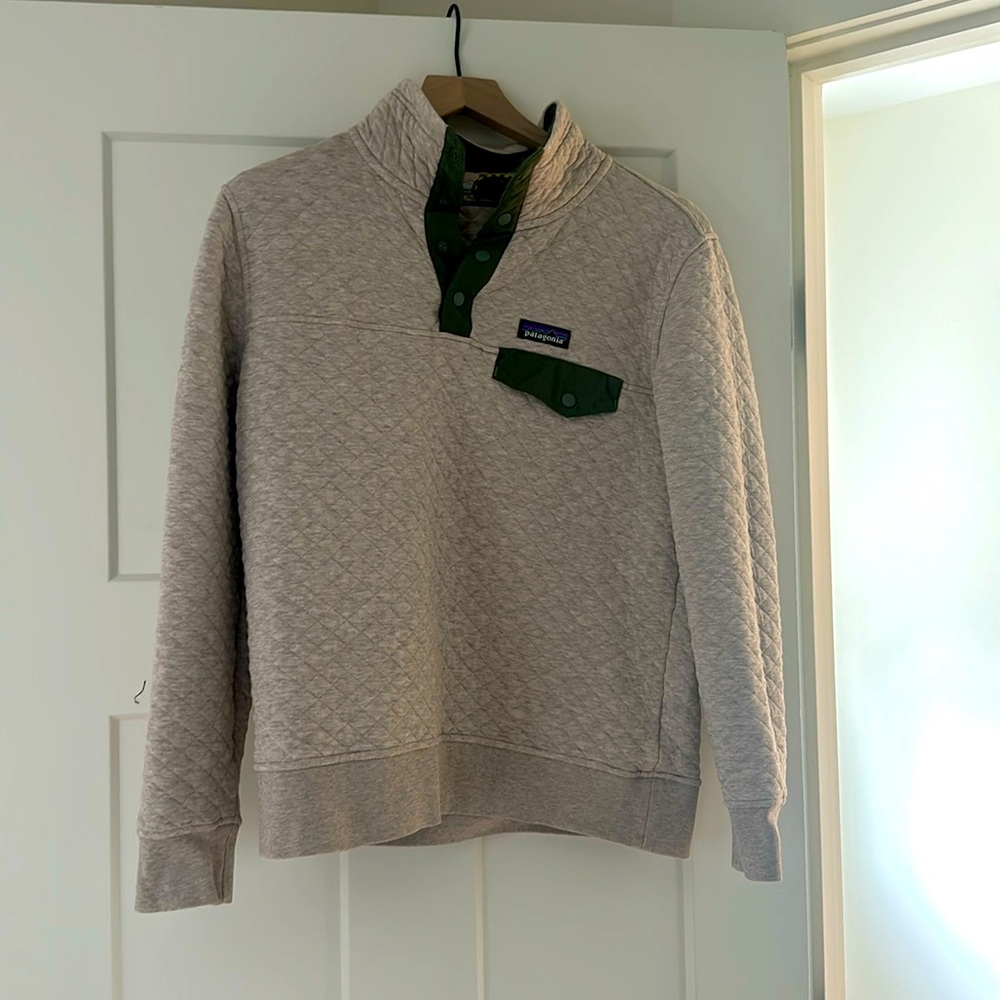 Patagonia EUC size small quilted snap-t pullover